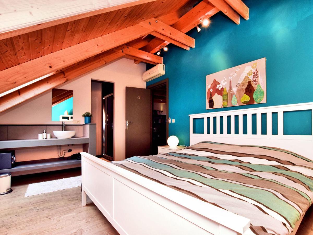 Beautiful Villa With Heated Outdoor Pool Manhay Exterior foto