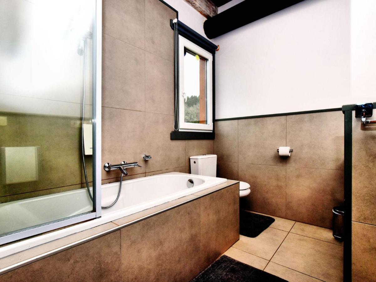 Beautiful Villa With Heated Outdoor Pool Manhay Exterior foto