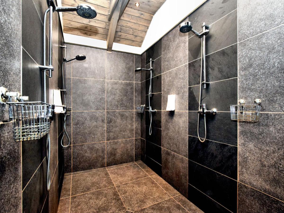 Beautiful Villa With Heated Outdoor Pool Manhay Exterior foto