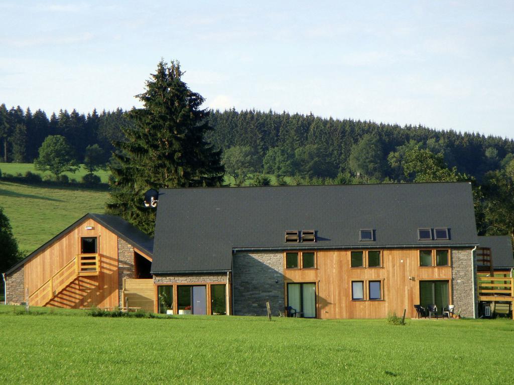 Beautiful Villa With Heated Outdoor Pool Manhay Exterior foto